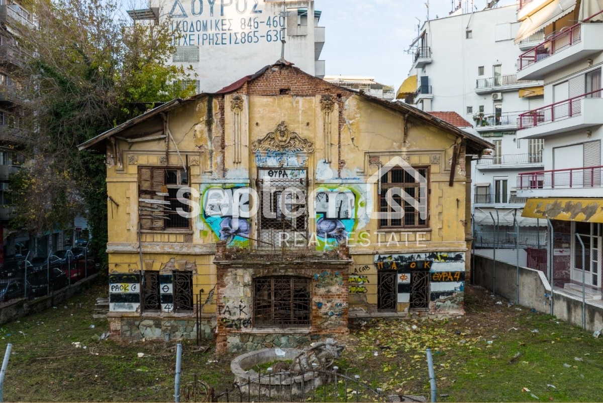 property-img