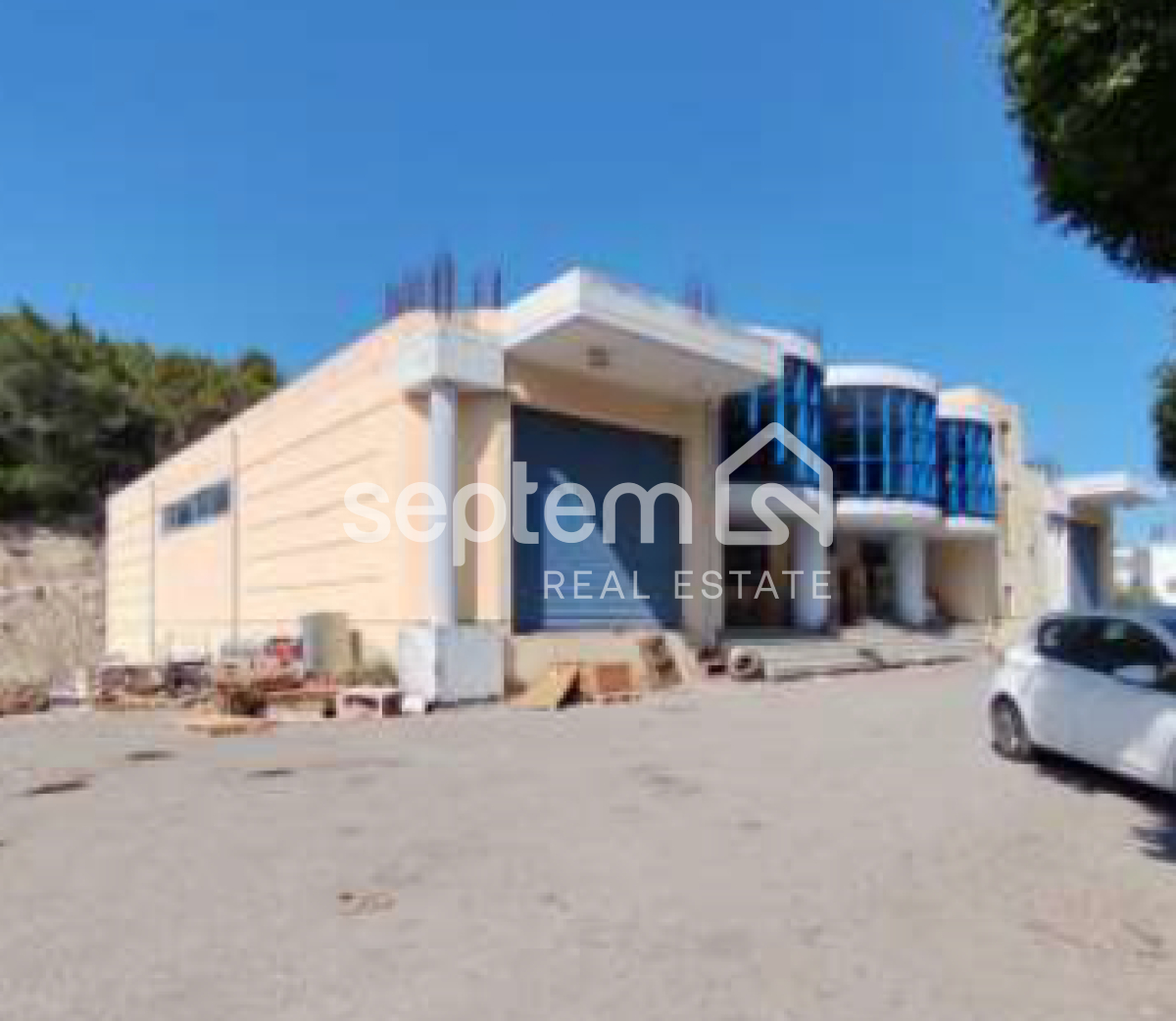 property-img